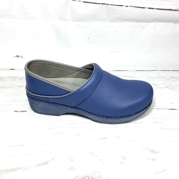 Dansko LT Pro Clogs Women’s Size 41 US 10.5-11 Blue Smooth Leather. - Picture 3 of 12